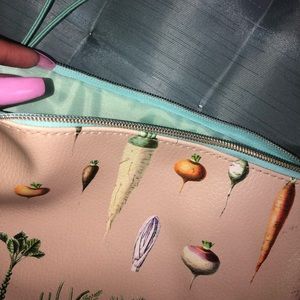 Vegetable purse💕